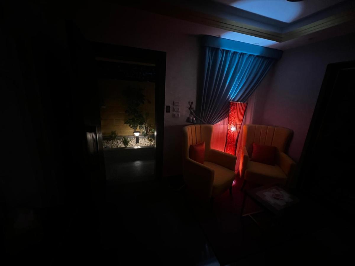 Luxury Flat With Garden And Private Entrance شقة فاخرة بحديقة و مدخل خاص Cairo Exterior photo