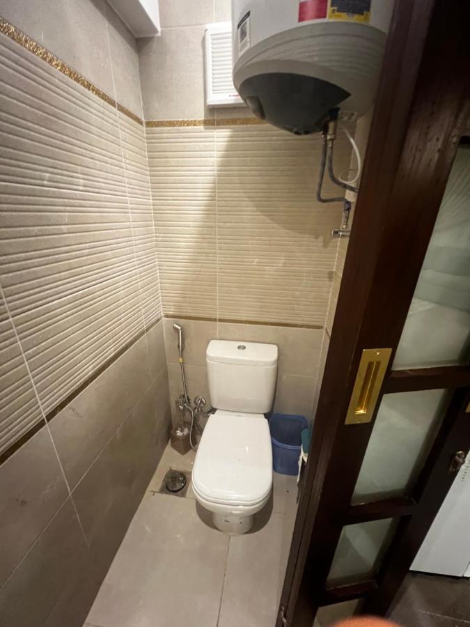 Luxury Flat With Garden And Private Entrance شقة فاخرة بحديقة و مدخل خاص Cairo Exterior photo