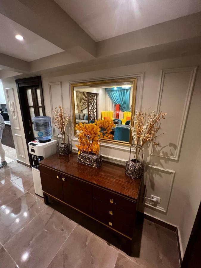Luxury Flat With Garden And Private Entrance شقة فاخرة بحديقة و مدخل خاص Cairo Exterior photo