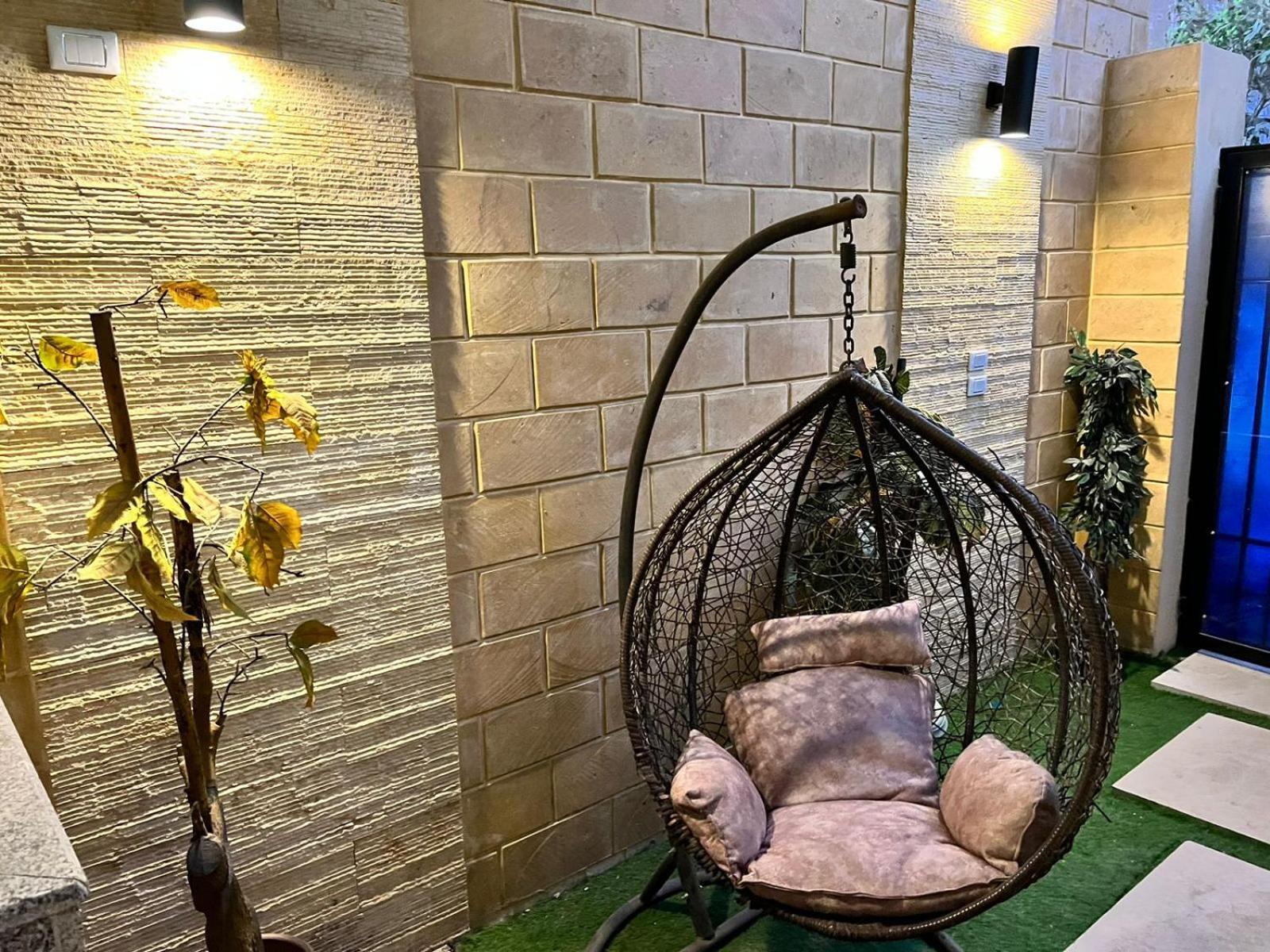 Luxury Flat With Garden And Private Entrance شقة فاخرة بحديقة و مدخل خاص Cairo Exterior photo